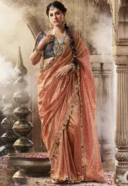Prachet Fashion - Traditional saree weaving