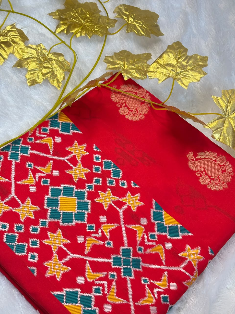 Red Elegent Patola Saree